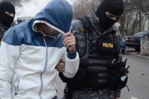 Şase ani de închisoare pentru trafic de droguri