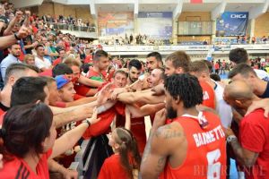 E 2-0! Baschetbaliştii orădeni au câştigat şi meciul al doilea al finalei cu CSU Sibiu
