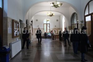 O femeie din Constanta a cerut ordin de protectie impotriva fostului concubin, cercetat in trecut pentru proxenetism