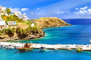 ZIARIŞTI VÂLCENI INVITAŢI ÎN GRECIA