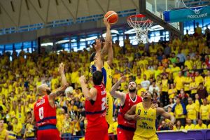 VIDEO – Aripi frânte pentru CSU Sibiu – Oradea bate şi în meciul doi al finalei