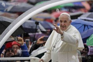Papa în România/ Mesajul pontifului adresat românilor: „Vin în România, ţară frumoasă şi primitoare, ca pelerin şi frate”