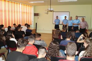 ”Școala altfel”, alături de jandarmi