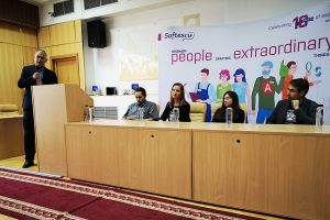 „Programare Orientată pe Obiecte în PHP şi Drupal CMS” pentru studenţi