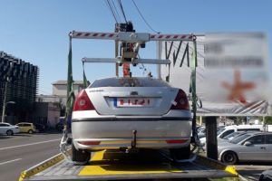 Atentie soferi! Continua ridicarea autoturismelor parcate neregulamentar in Constanta