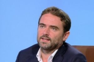 Deputatul PSD Liviu Pleşoianu, atac dur la Dăncilă: 'Halatul, cât e halatul?'
