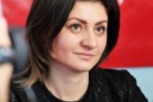 Doamne, fă o minune, să o trimitem în Parlamentul European pe Luminiţa noastră! Ceva mai ridicol?!