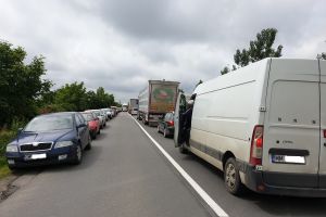 FOTO. O festivitate de absolvire a blocat circulaţia pe strada Gorunului