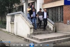 Caz revoltător la Arad: Fetiţă de patru ani, violată în repetate rânduri de concubinul mamei