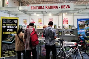 Editura „Karina” – la prima sa participare la un mare salon de carte