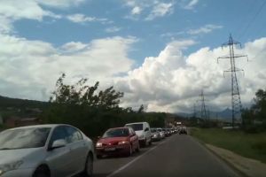 VIDEO ȘTIREA TA: Atenţie şoferi, trafic de coşmar de la Șard la Alba Iulia!