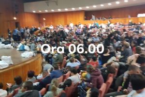 Poliţiştii de Frontieră Botoşani puşi să lucreze roboţii: câte 28 de ore continuu, în ziua alegerilor. „Ce a urmat depăşeşte orice închipuire”