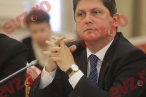 Iohannis, previzibil. Titus Corlăţean: Respins