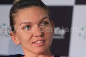 UPDATE. Simona Halep a invins-o pe Magda Linette in turul secund de la Roland Garros      