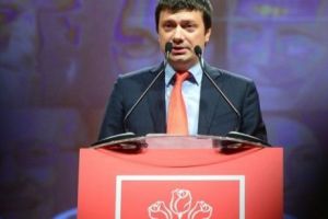 Scandal de plagiat. Un fost ministru a plagiat grosolan