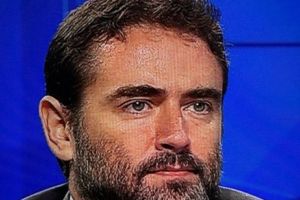 Liviu Pleşoianu (PSD) o ridiculizează pe Clotilde Armand (USR). „În sfârşit, ai cu cine!