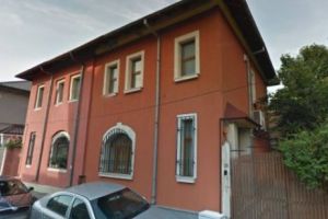 Exclusiv EVZ. Cum poţi să-ţi pierzi casa de o sută de mii de euro pentru o datorie de 4.000 €