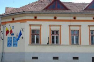 Dezbatere publică pe tema extinderii cimitirului orăşenesc din Covasna