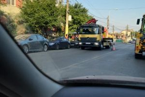 Suprize neplacute pentru soferii care au parcat intr-o statie de autobuz de pe strada Baba Novac din municipiul Constanta (galerie foto) 