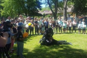 Ziua Internaţională a Copilului, sărbătorită la Fântânele alături de poliţişti