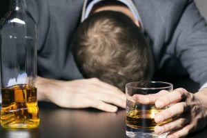 Românii pot să îşi evalueze nivelul consumului de alcool