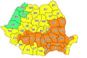 Avertizare meteo. Mai multe judete, printre care si Constanta si Tulcea sub cod portocaliu si cod galben de vreme severa 