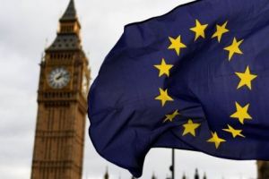 Românul care uimeşte întreaga lume cu operele sale. Una dintre operele lui Gheorghe Fikl se află în colecţia privată a prinţului Charles
