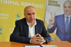 Bolojan: Bihorenii au amendat şi „monstruoasa coaliţie” de la Consiliul Judeţean Bihor, PNL invită specialişti să i se alăture, iar USR-PLUS să coopereze