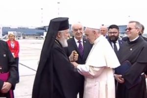 VIDEO Papa Francisc a făcut un gest IMPRESIONANT pentru Biserica Ortodoxă Română: ÎPS Nifon a rămas surprins