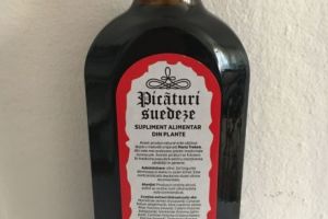 Tinctura-minute: Lista impresionantă de afecţiuni pe care le tratează bitterul suedez