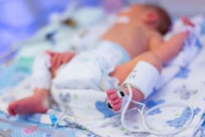 Bebeluş suspect de meningită, mort la Spitalul din Petroşani