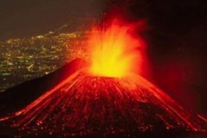 Etna s-a trezit! Vulcanul sicilian a erupt. Video în articol