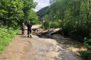 11,4 milioane lei este valoarea la care se ridica pagubele produse de inundatii, la Viseu de Sus. Esecul Ro-Alert, o eroare umana