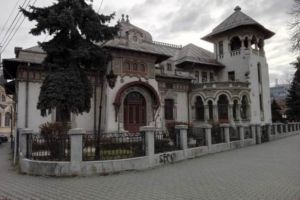 Casa Casatoriilor din Ploiesti, scoasa din nou la vanzare. Pretul cerut de proprietar concureaza cu piata imobiliara din New York