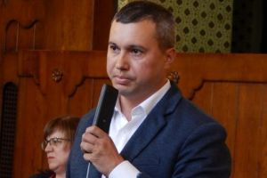 Ervin Molnar (PNL) cere demisia conducerii Aeroportului “Transilvania”