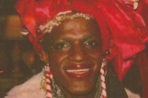 Monument pentru două Travestite la New York