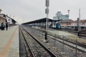 Trenuri blocate de ploi şi aluviuni. Vremea rea se extinde 
