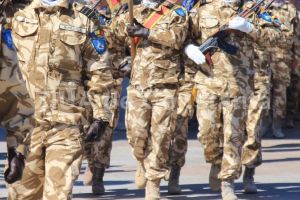 Legea, adoptata tacit de senatori. Se modifica varsta de pensionare pentru militari si politisti