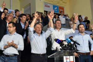 Dan Barna şi Dacian Cioloş aleargă pentru toate cauzele de la Maratonul Internaţional Sibiu