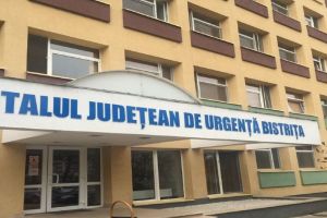 Pacient transferat din alt judeţ la Bistriţa pentru a fi supus unei operaţii neurochirurgicale complexe