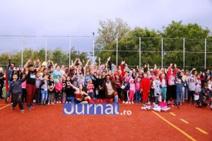 Peste 1.200 de copii au primit cadouri din partea Premium Porc Group cu ocazia sărbătoririi zilei de 1 Iunie în comunităţile locale