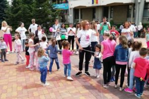 ZIUA COPILULUI, SĂRBĂTORITĂ ȘI ÎN CENTRUL PITEȘTIULUI