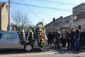 Accident la Pacureti. Trei femei care participau la o inmormantare au fost spulberate de un sofer beat