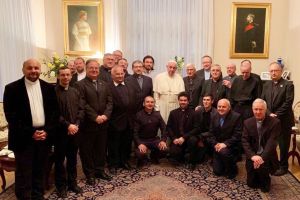 FOTO. Papa Francisc s-a întâlnit cu iezuiţii din Satu Mare