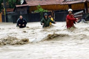 Fenomene meteo extreme! Ministerul de Interne a intervenit de urgenţă. Care sunt efectele potopului