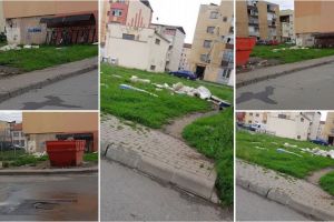 FOTO/ȘTIREA TA: Imagini dezolante  pe strada Mihail Kogălniceanu din Sebeş. Multe gunoaie chiar dacă sunt camere de supraveghere instalate în zonă