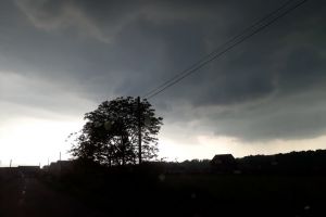 Alertă imediată de COD PORTOCALIU de furtună în Bihor. Vezi lista localităţilor afectate!