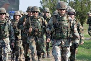 Serviciul militar obligatoriu, după 13 ani. Începe recensământul