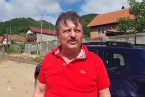VIDEO/ Inundaţiile de la Răchita – Florin Morar, primarul comunei Săsciori: ”Peste 30 de maşini luate de viitură, drumul judeţean distrus şi toate casele oamenilor inundate”