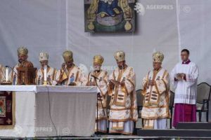 Cei şapte episcopi greco-catolici martiri, beatificaţi de Papa Francisc